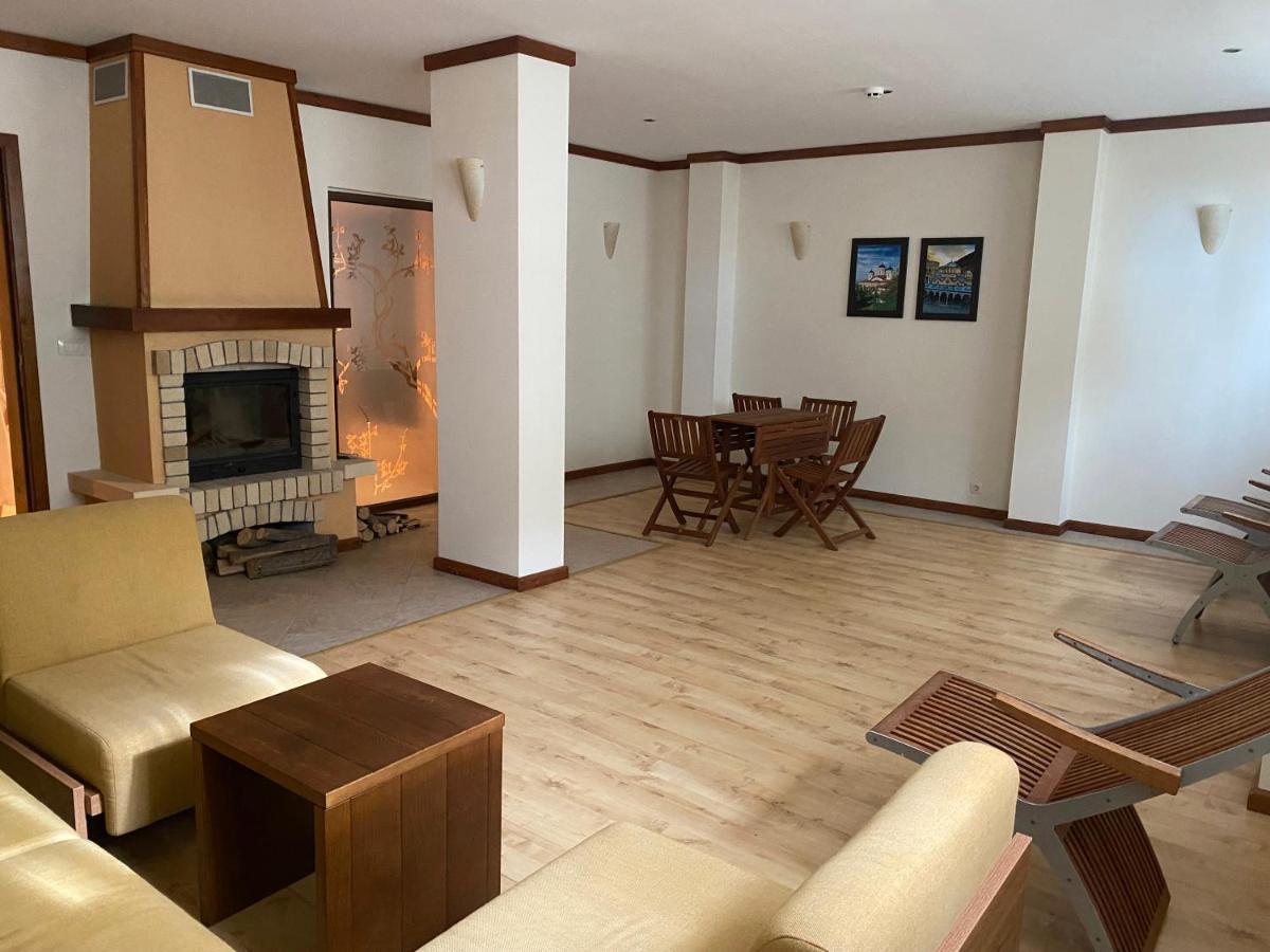 One Bedroom Apartment In Gated Complex Bansko Esterno foto